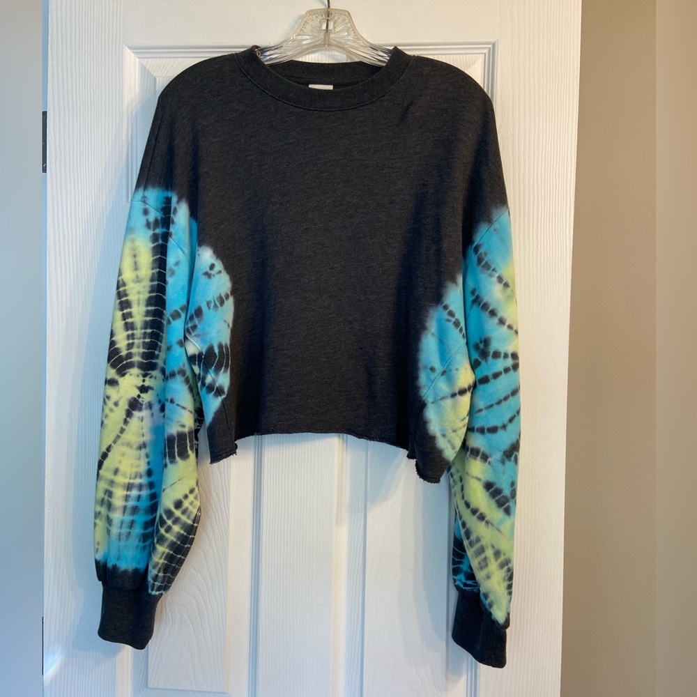 PINK Victoria’s Secret Cropped Sweatshirt